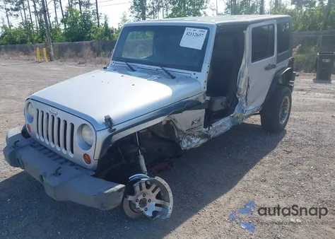 2009 Jeep Wrangler Unlimited X из США, поврежденный, VIN 1J4GA391X9L765201